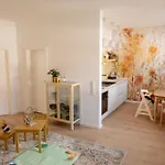 Urlaub In Der Nestkoje - Kinderfreundliche Mit Babyausstattung *